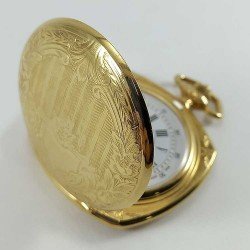 Reloj de bolsillo dorado Bassel. Made in Swiss.