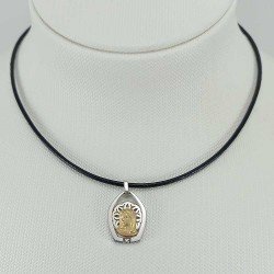 Medalla Finor de la Virgen niña en plata 925 mls y oro 18 quilates
