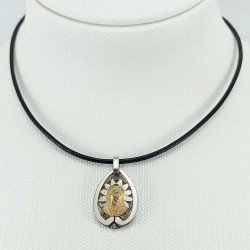 Colgante Finor de la Virgen niña en plata de ley 925 mls y oro 18 k