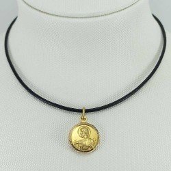 Medalla de la Virgen del Pilar en oro de primera ley 18 quilates.