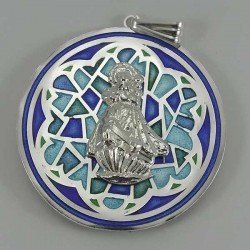 Medallón de la Virgen de la Barquera en plata y esmalte