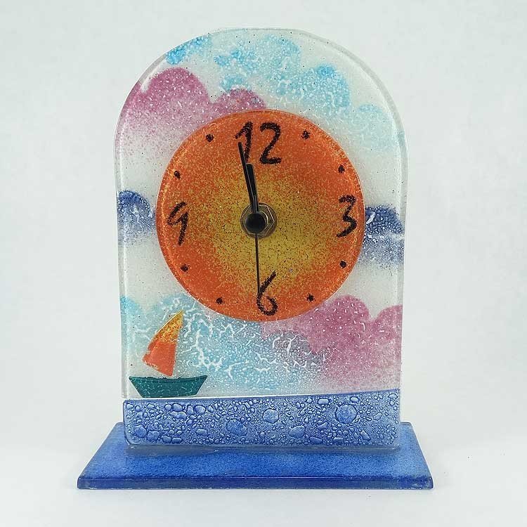 Reloj de sobremesa de vidrio pintado con escena marinera