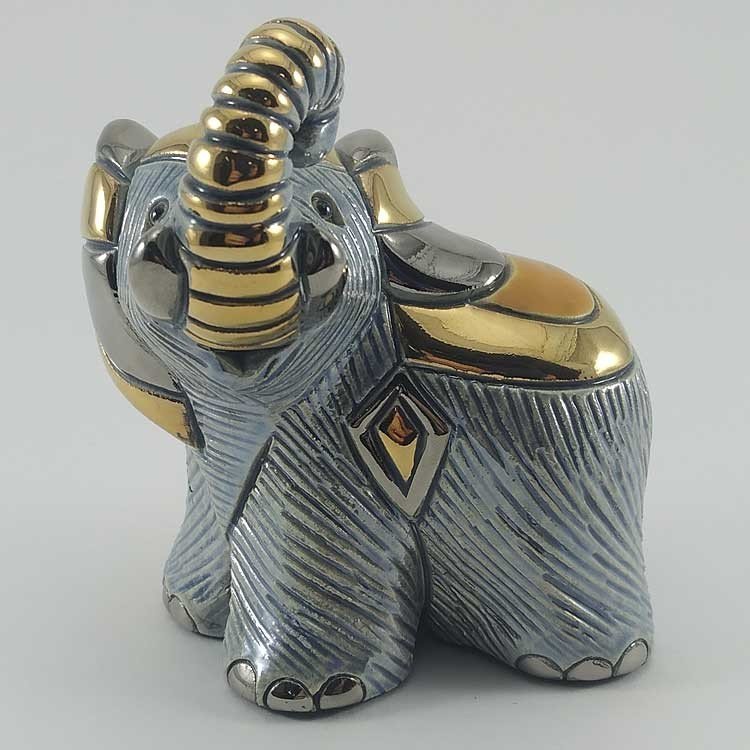 Elefante de cerámica artesanal. DeRosa Rinconada