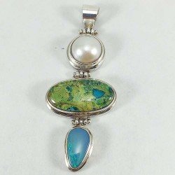 Colgante alargado de señora en plata de ley con piedras naturales